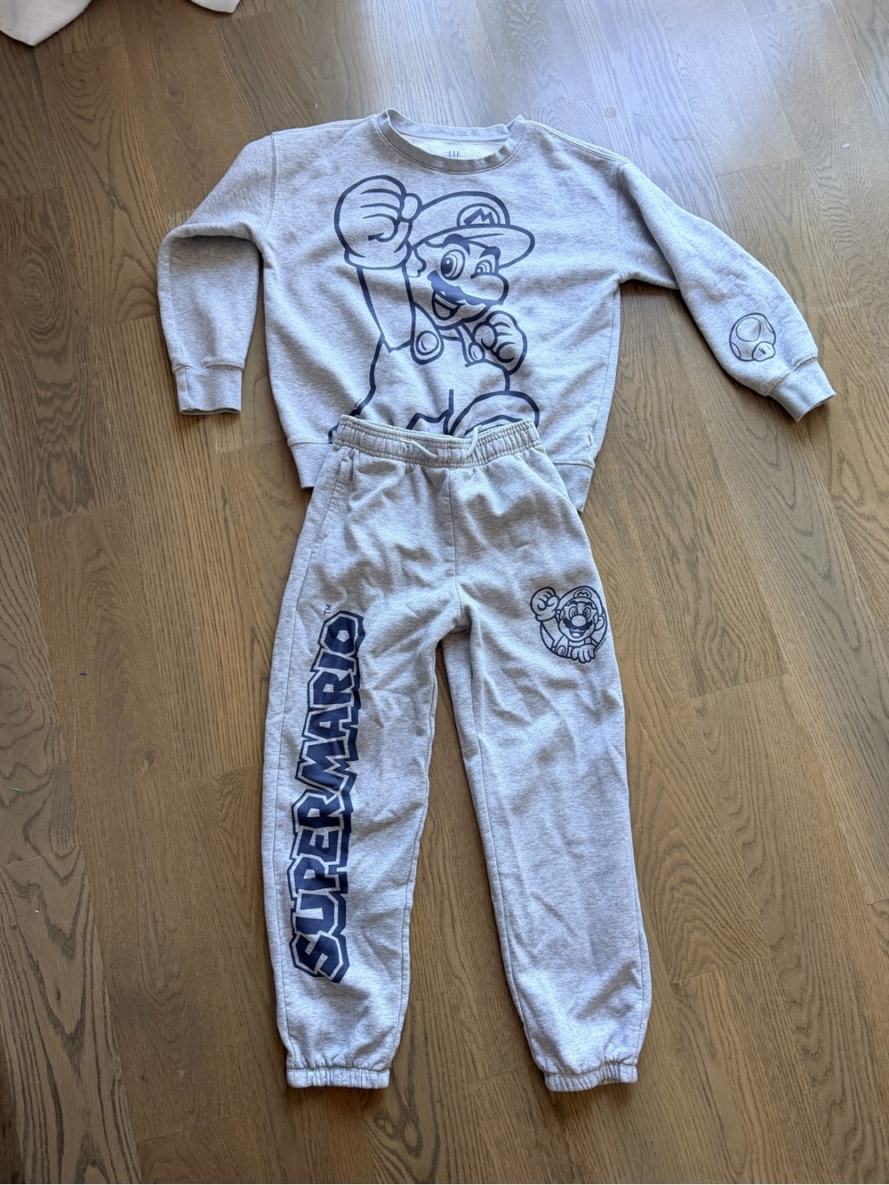 GAP Gray Kids Super Mario Sweatshirt & Joggers Set - Navy Graphics